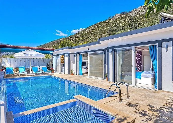 Uezuemlue 2 Bedroom Secluded With Private Pool Hot Tub Villa Kalkan