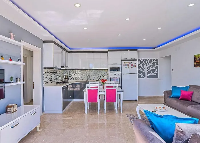 Uezuemlue 2 Bedroom Secluded With Private Pool Hot Tub Villa *