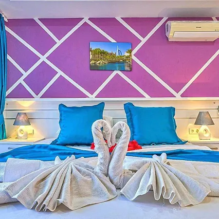 فيلة Uezuemlue 2 Bedroom Secluded With Private Pool Hot Tub كالكان