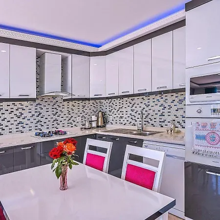 Uezuemlue 2 Bedroom Secluded With Private Pool Hot Tub Kalkan