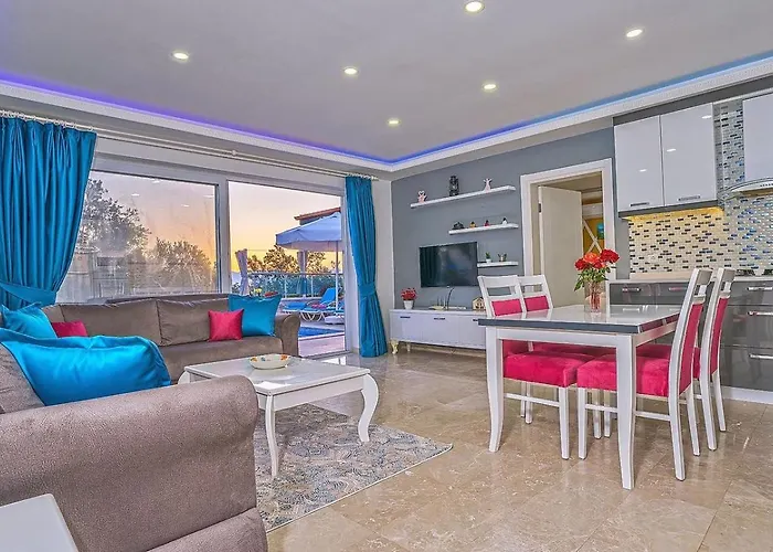 فيلة Uezuemlue 2 Bedroom Secluded With Private Pool Hot Tub *