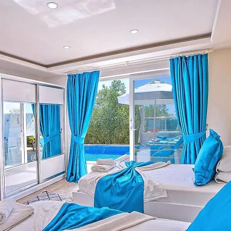 Villa Uezuemlue 2 Bedroom Secluded With Private Pool Hot Tub Kalkan